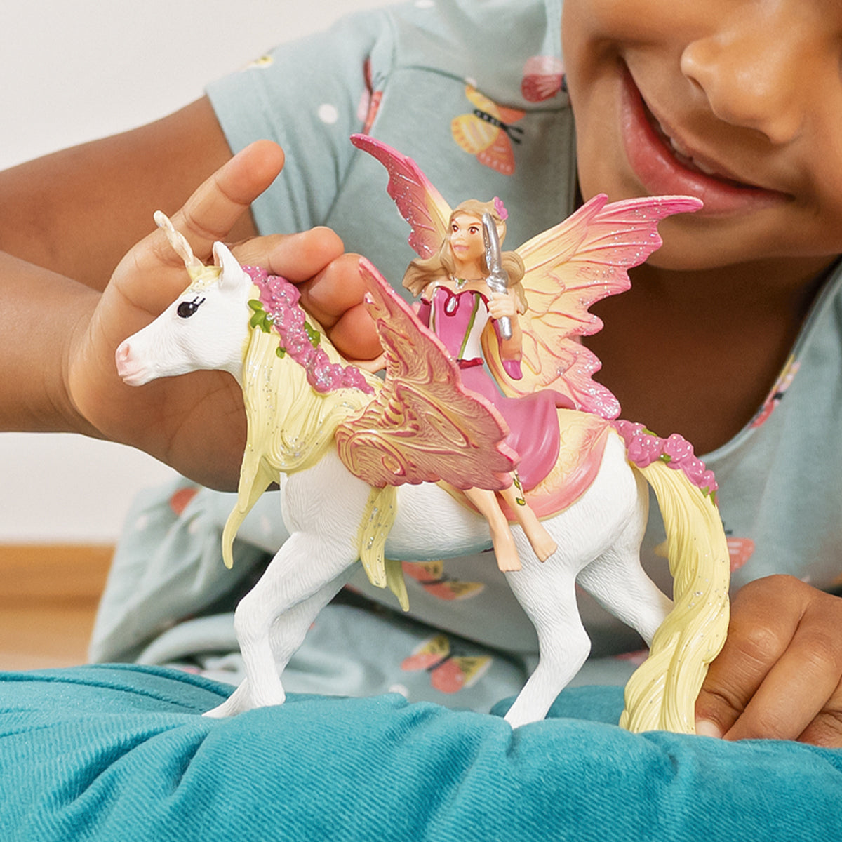Feya mit Pegasus-Einhorn